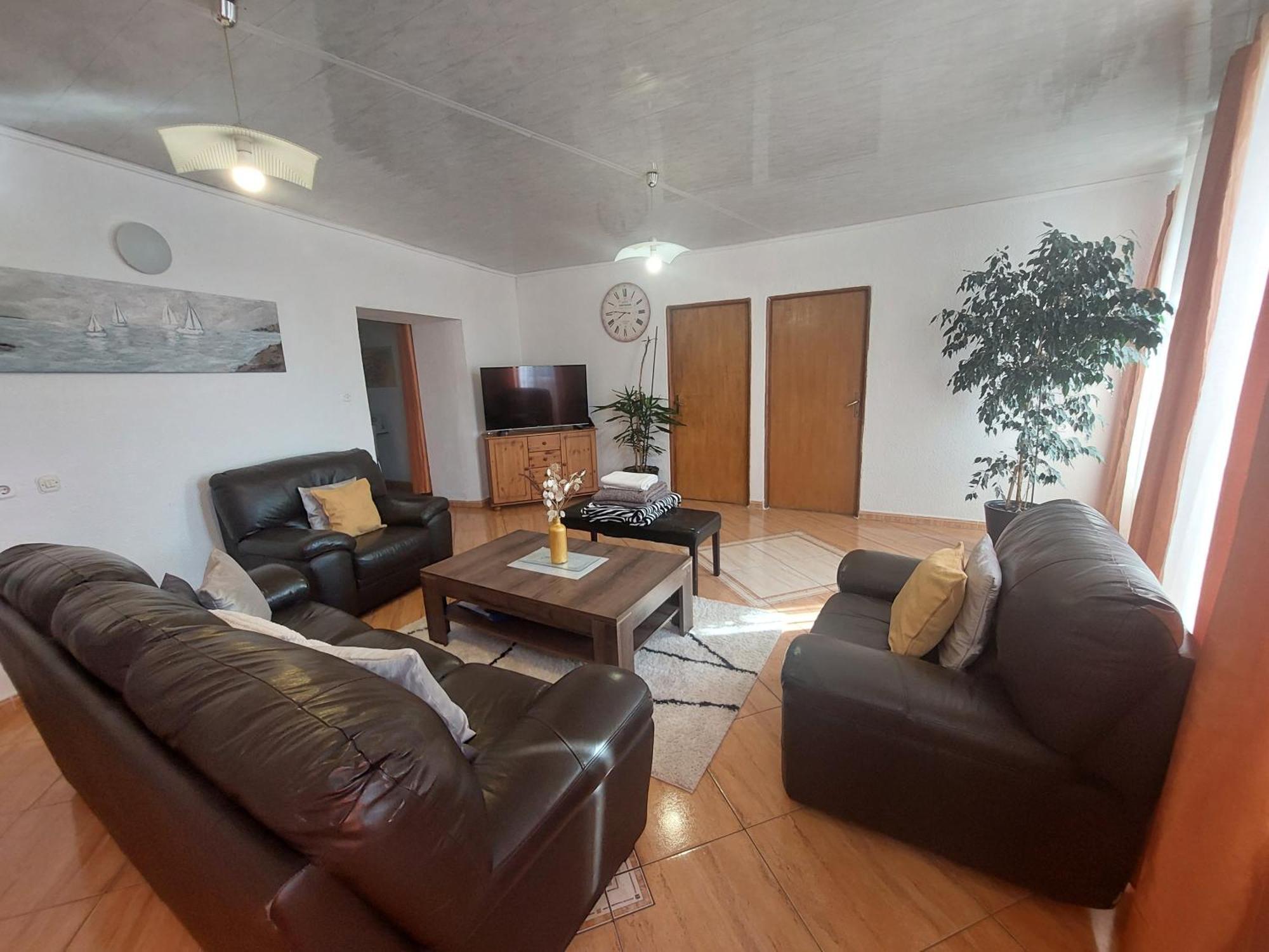 Emedes Appartement Kastav Buitenkant foto